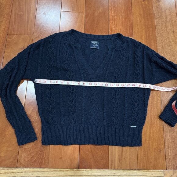 Abercrombie & Fitch Navy Cable Knit V-Neck Sweater L - Picture 8 of 9